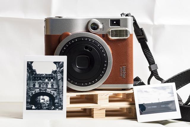 Instax na svatbě: Jak vytvořit vzpomínky na počkání?